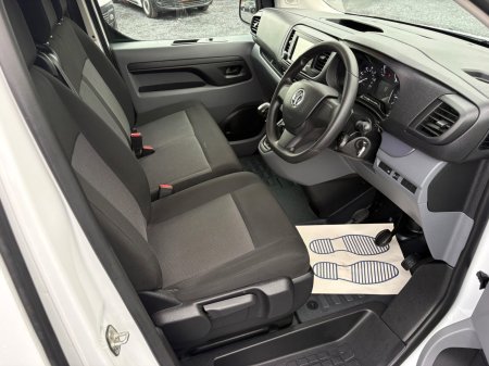 2022 Vauxhall Vivaro - photo 17