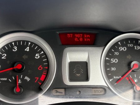 2011 Renault Clio - photo 9