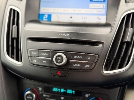 2017 Ford Focus - photo 12