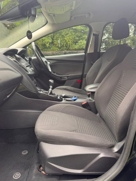 2016 Ford Focus - photo 9