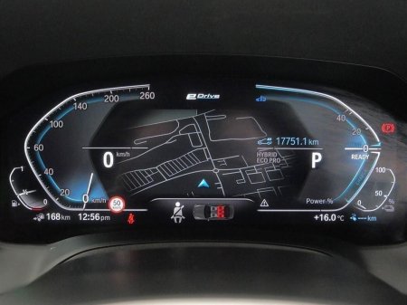 2022 BMW 3-Series - photo 9