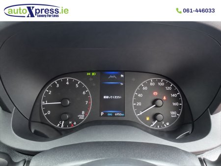 2024 Toyota Yaris - photo 2