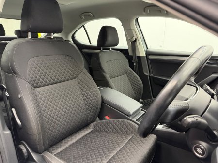 2022 Skoda Superb - photo 8