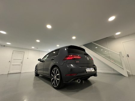 2019 Volkswagen Golf - photo 16