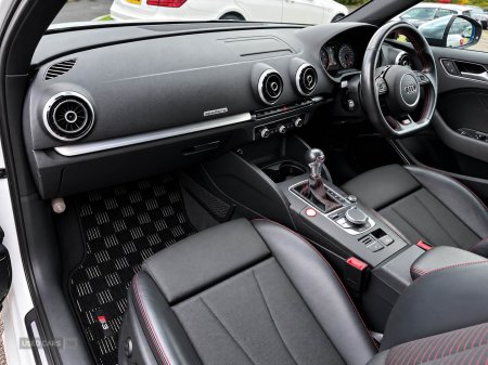 2015 Audi S3 - photo 8