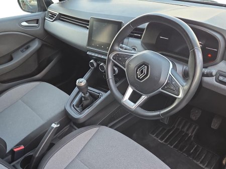 2024 Renault Clio - photo 6