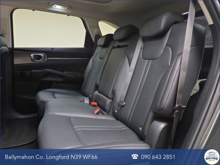 2025 Kia Sorento - photo 24