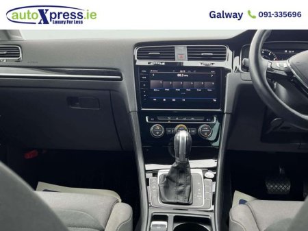 2019 Volkswagen Golf - photo 23