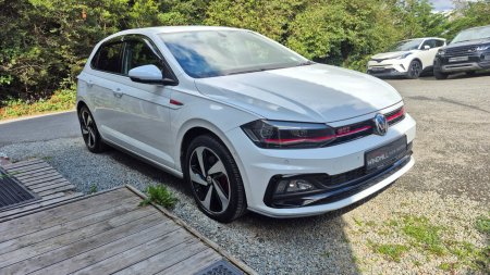 2018 Volkswagen Polo - photo 2