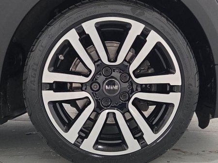 2020 Mini Cooper - photo 14