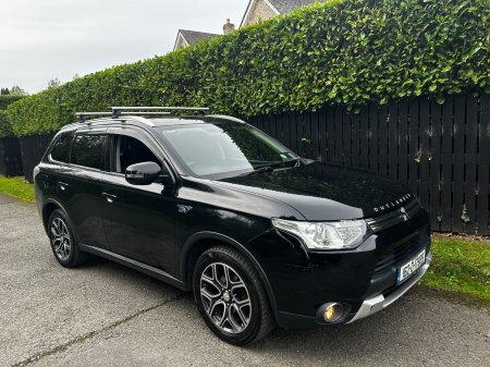 2016 Mitsubishi Outlander PHEV Intense+