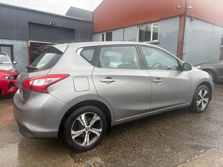 2018 Nissan Pulsar - photo 2