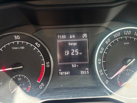 2016 Skoda Superb - photo 12