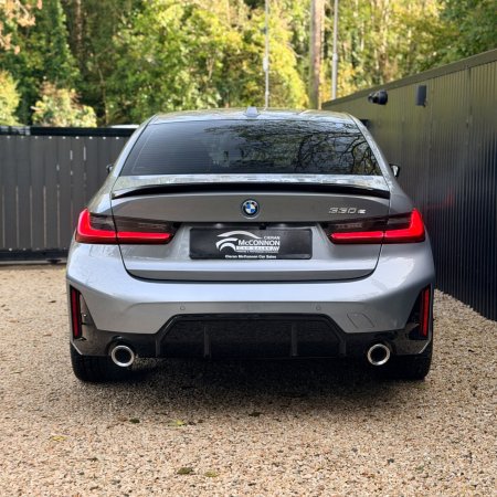 2023 BMW 3-Series - photo 7