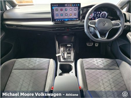 2027 Volkswagen Golf - photo 2