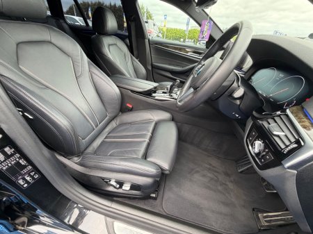 2020 BMW 5-Series - photo 15