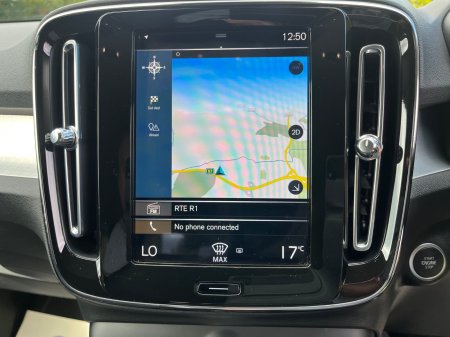 2022 Volvo XC40 - photo 19