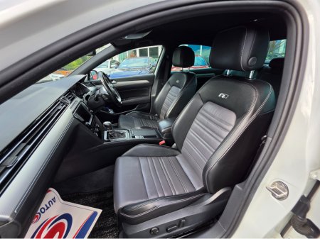 2017 Volkswagen Passat - photo 15