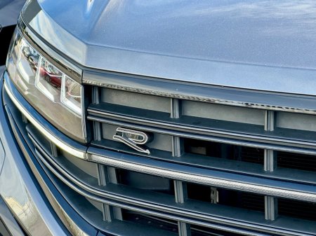 2025 Volkswagen Touareg - photo 9