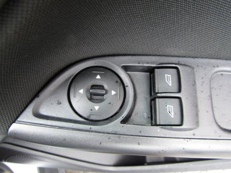 2017 Ford Focus - photo 26