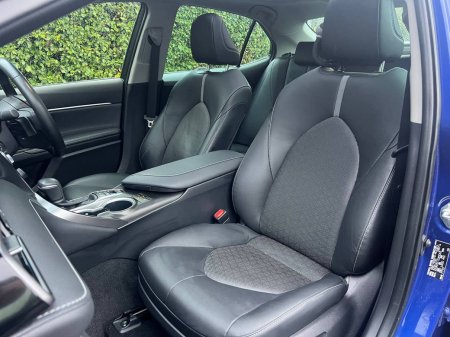 2023 Toyota Camry - photo 7