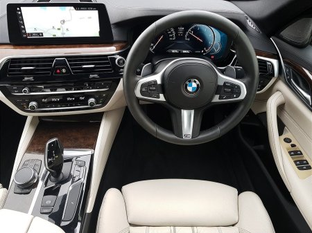 2018 BMW 5-Series - photo 5