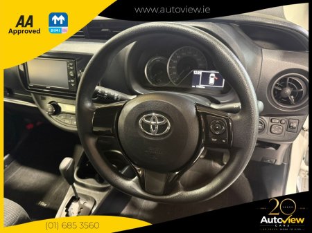 2019 Toyota Vitz - photo 8