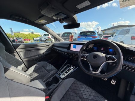 2023 Volkswagen Golf - photo 18