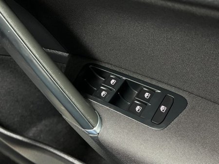 2019 Volkswagen Golf - photo 31