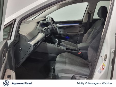 2023 Volkswagen Golf - photo 4