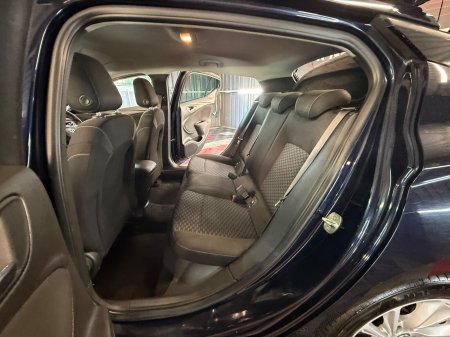 2019 Vauxhall Astra - photo 15