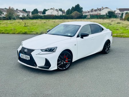 2018 Lexus IS - photo 16