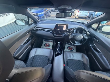 2020 Toyota C-HR - photo 12