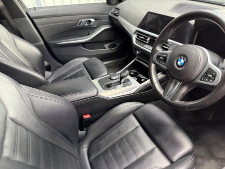 2021 BMW 3-Series - photo 5