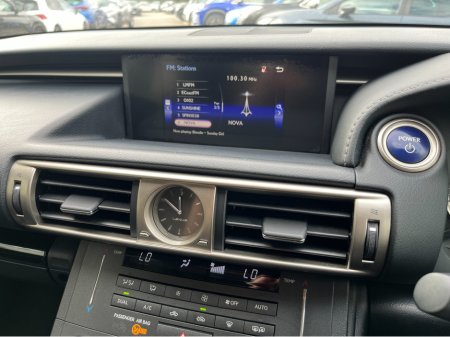 2015 Lexus IS - photo 18