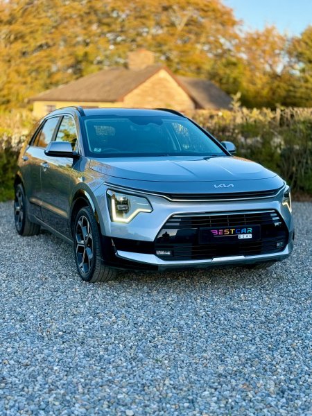 2024 Kia Niro - photo 2