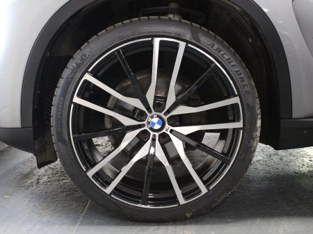 2018 BMW X5 - photo 12