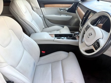 2020 Volvo V90 - photo 11