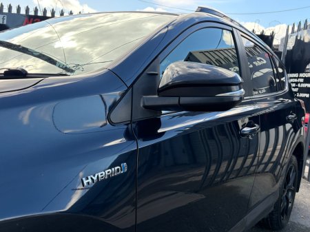 2018 Toyota RAV4 - photo 9