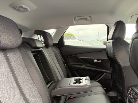 2018 Peugeot 3008 - photo 16