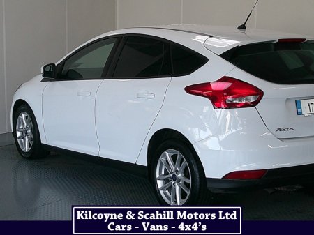 2017 Ford Focus - photo 11