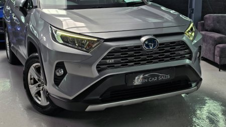 2019 Toyota RAV4 - photo 4