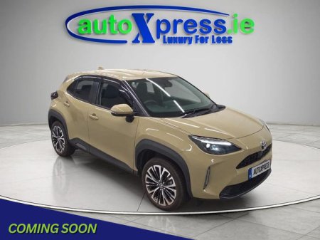 2023 Toyota Yaris Cross 1.5 HYBRID Z, Ultra Low mileage, 360° Camera