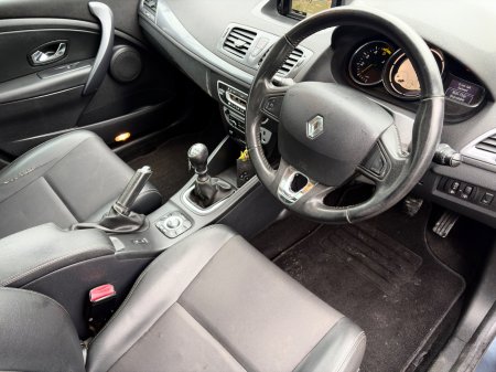 2015 Renault Megane - photo 2