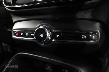 2023 Volvo XC40 - photo 38