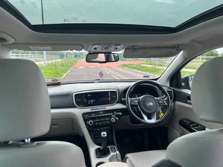 2021 Kia Sportage - photo 15