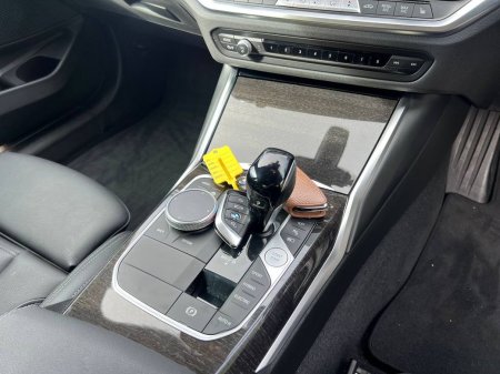 2022 BMW 3-Series - photo 11