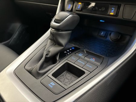 2022 Toyota RAV4 - photo 16