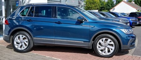 2023 Volkswagen Tiguan - photo 2