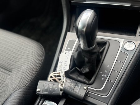 2019 Volkswagen Golf - photo 16